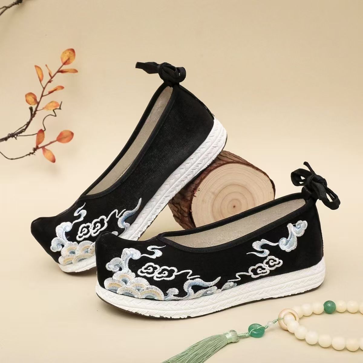 Scarpe Hanfu ricamate da donna - Ethnic Fabric recensione e prezzo